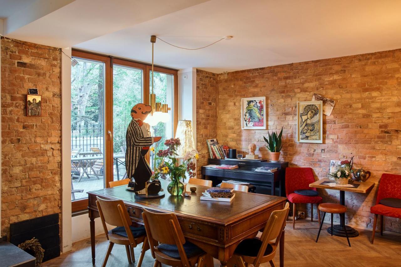 Beautiful Backyard Remise Apartment Берлин Екстериор снимка
